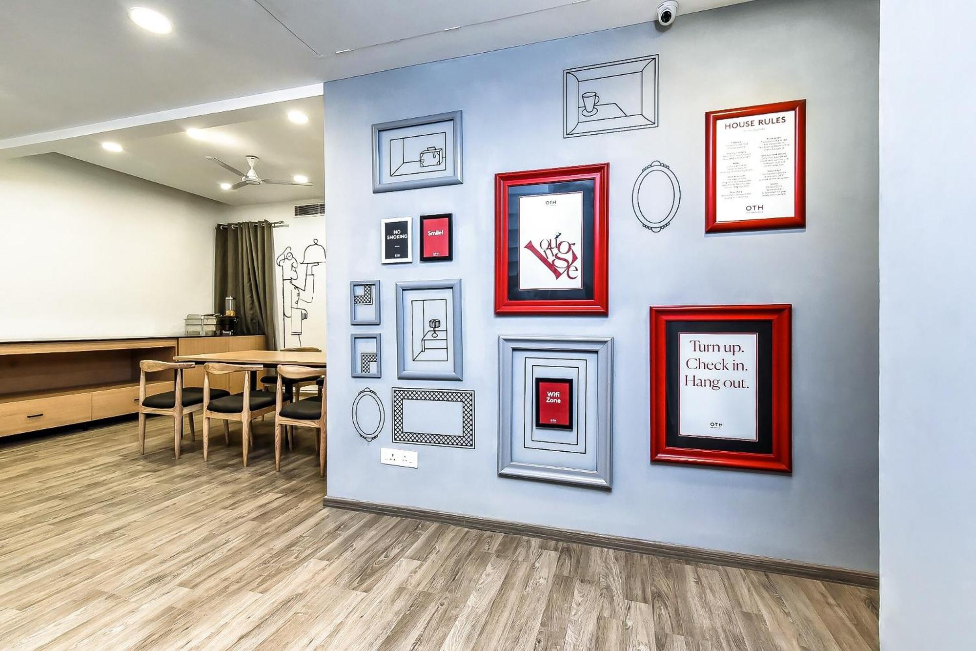 Townhouse S Continental Hotel ไฮเดอราบัด ภายนอก รูปภาพ
